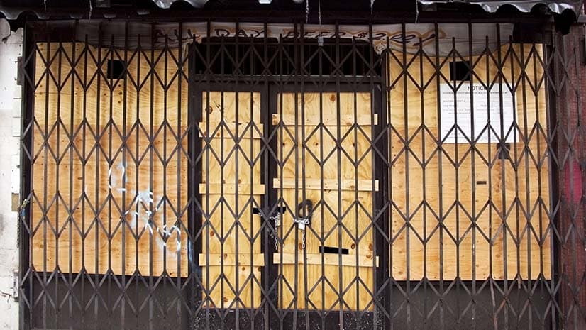 Closed retail establishment